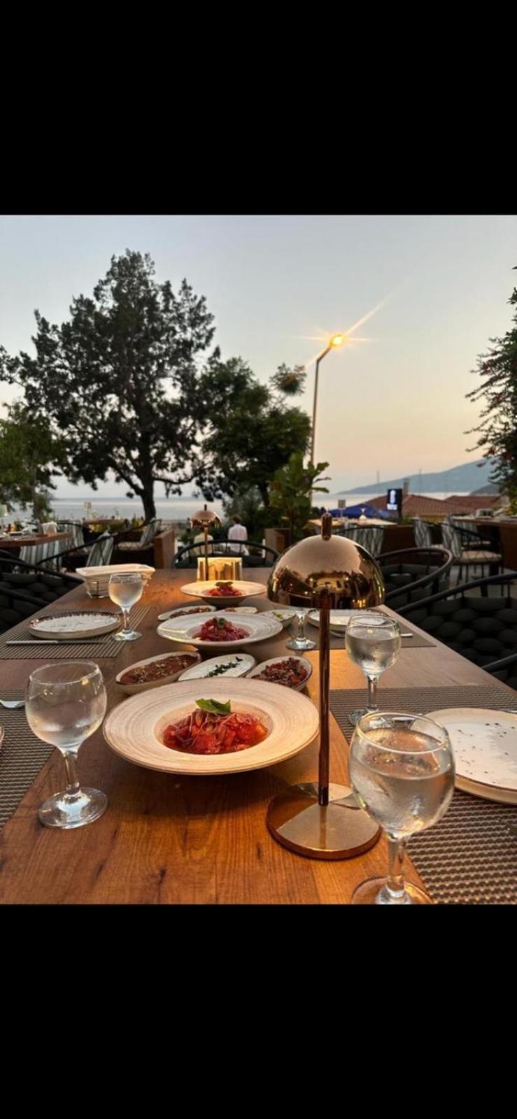 Kalkan Port Extérieur photo